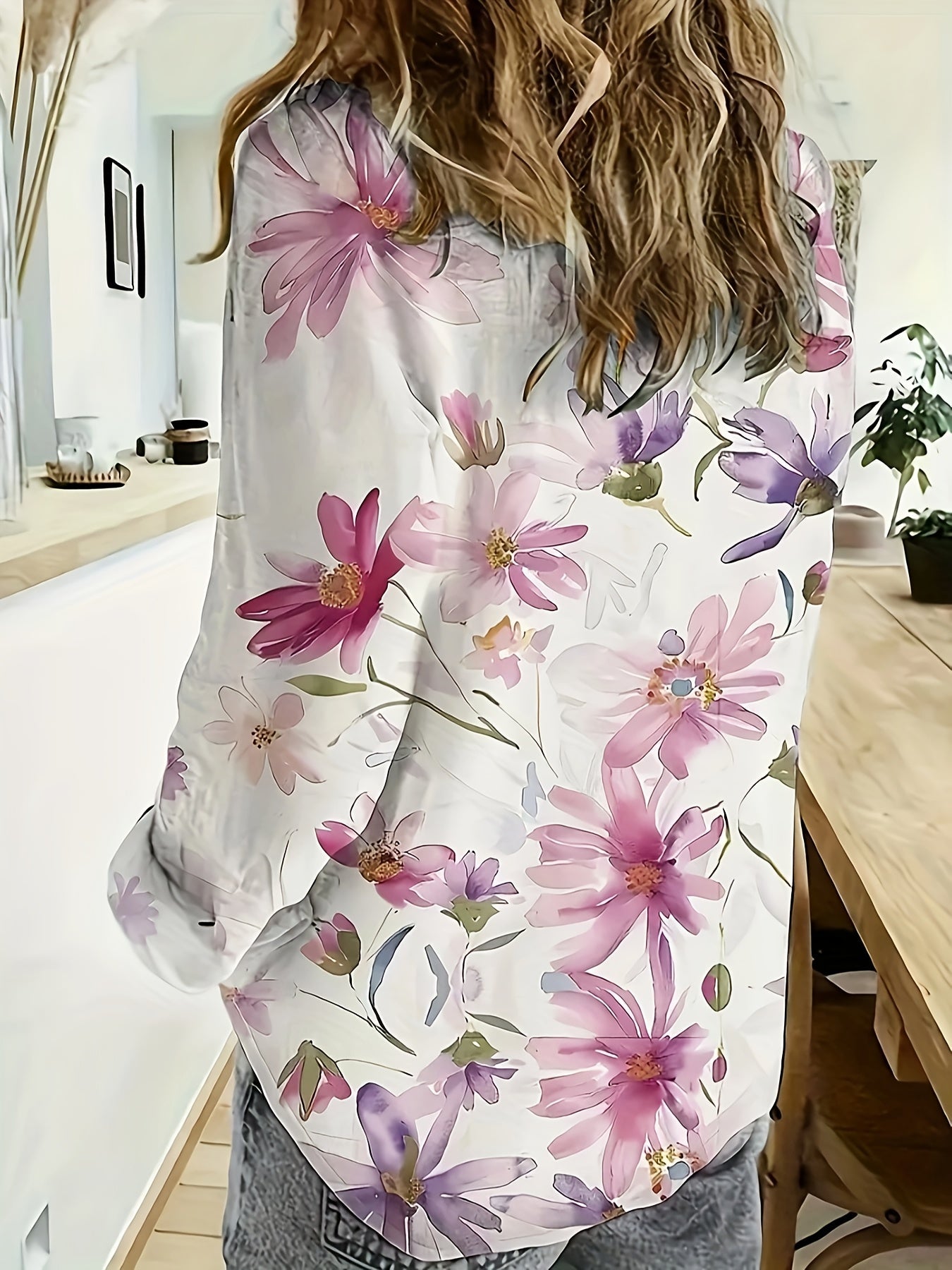 Damen Blusenshirt mit Blumenmuster – Elegante Freizeitmode für Frühling und Sommer