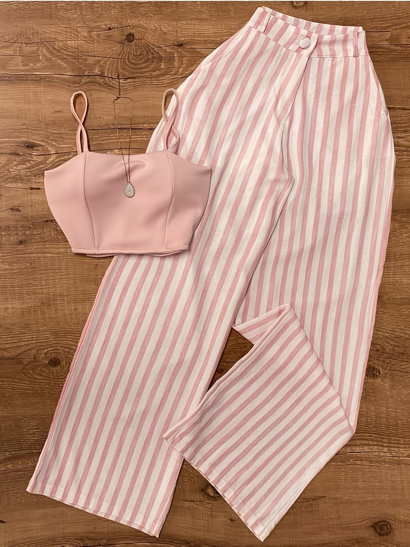 Damen Zweiteiler Set – Elegantes gestreiftes Top und Hose für Sommer und Freizeit
