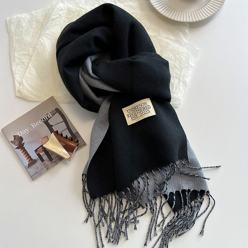 Unisex Winterschal mit Fransen in Sand