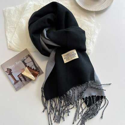 Unisex Winterschal mit Fransen in Sand