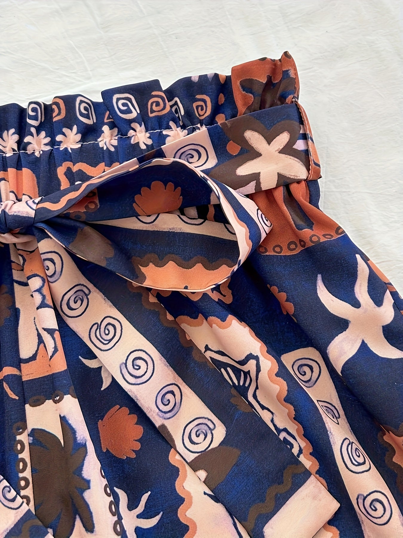 Damen Sommer-Set mit Top und tropischen Paperbag-Shorts – Modisches Urlaubsoutfit