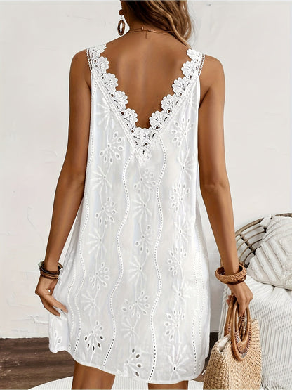 Damen Sommerkleid mit V-Ausschnitt und Spitzen-Details, Boho Stil, ideal für Strand und Freizeit