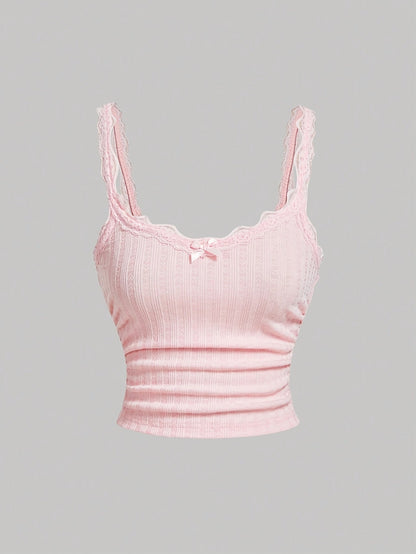 Damen Coquette Camisole Top mit Spitze und Schleife – Feminines Vintage-Look Oberteil