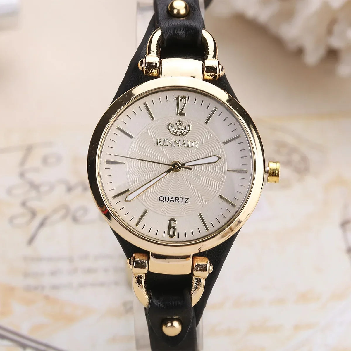 Damen Vintage Armbanduhr Klassisch Elegant – Stilvolle Quarzuhr für Alltag und Business