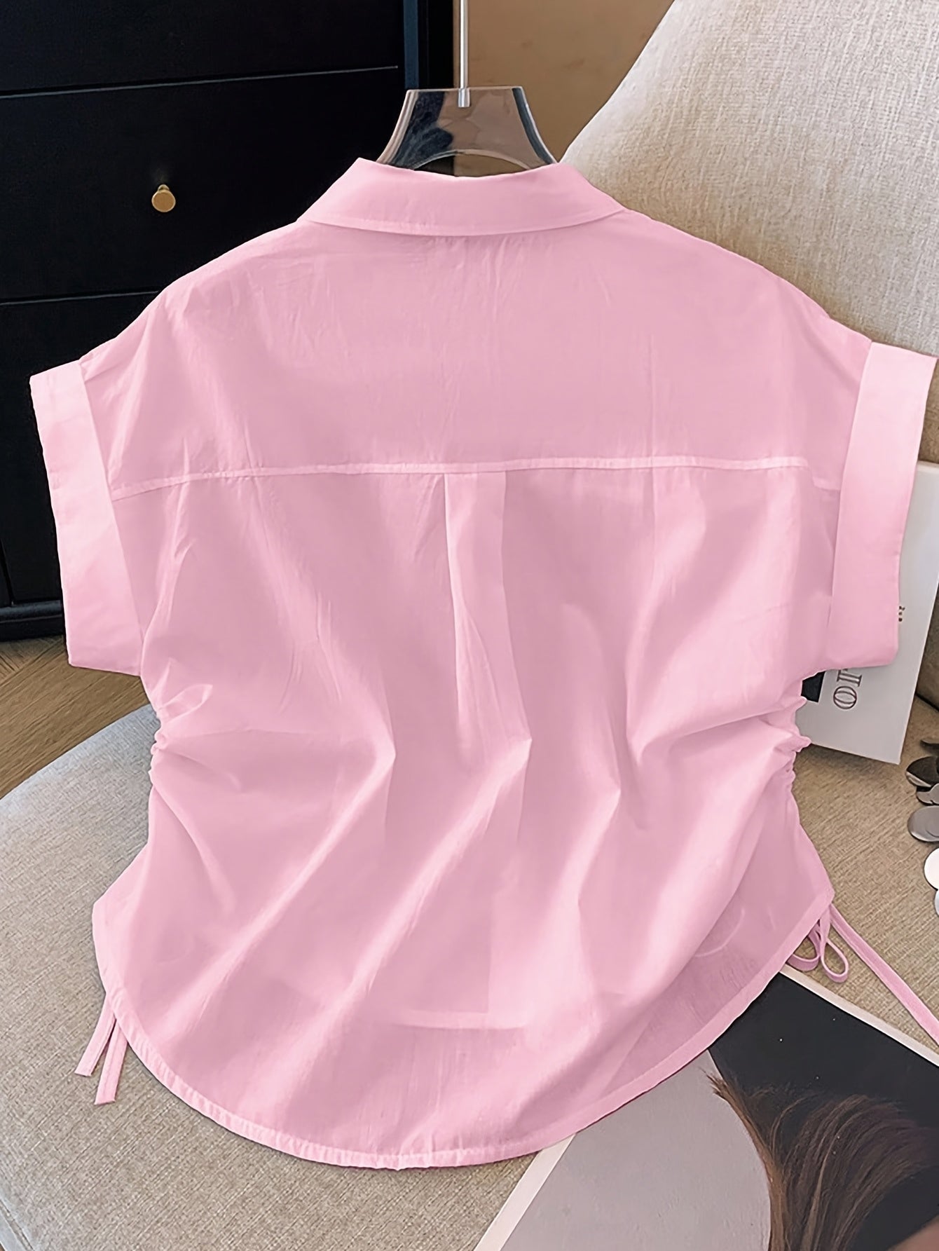 Damen Kurzarm Bluse mit Kordelzug und Hemdkragen – Modisch & Vielseitig