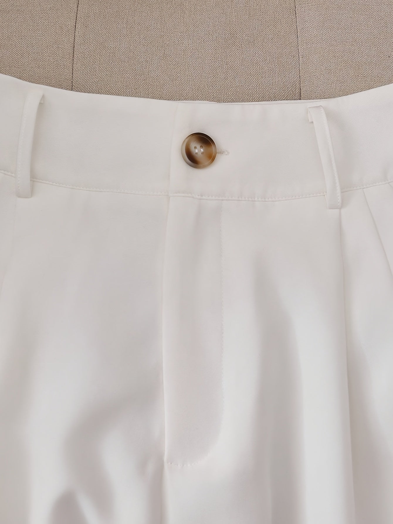 Damen Elegante High-Waist Shorts mit Gürtel – Perfekt für Büro und Freizeit