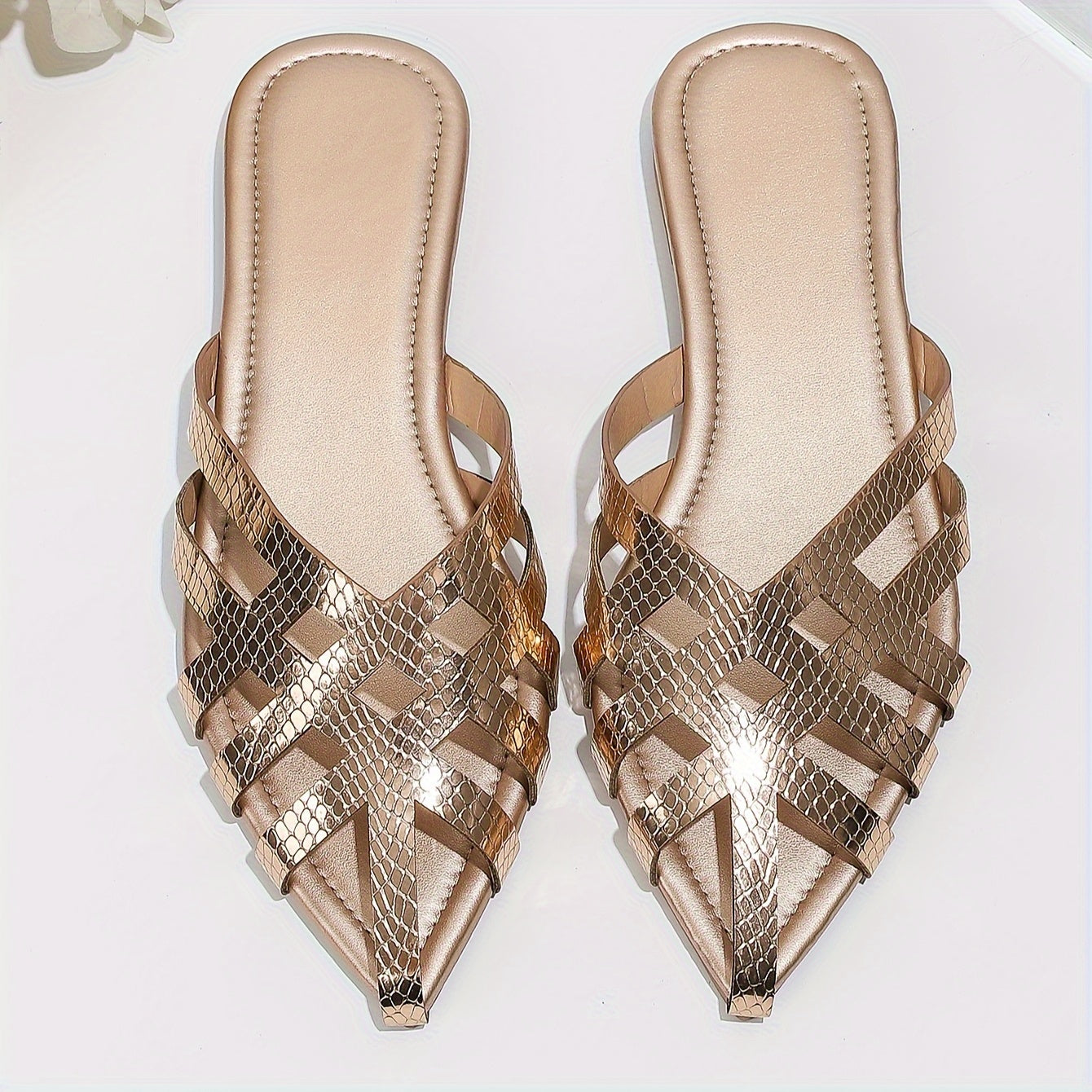 Damen Elegante Slip-On Pantoletten mit Geflochtenem Design und Spitzkappe – Stilvolle Flache Mules für Alltag und Anlass