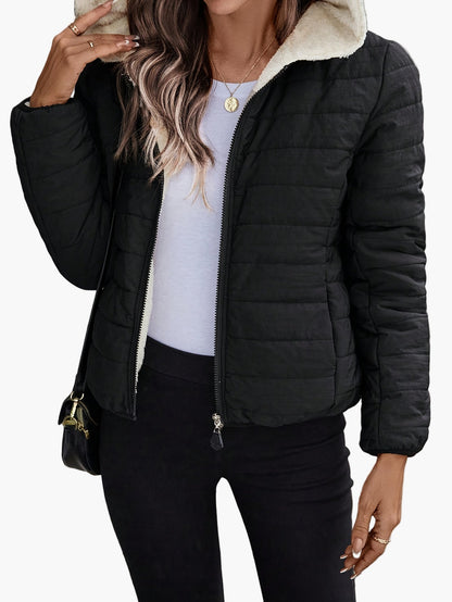 Damen Steppjacke mit Fleece-Futter und Kapuze – Casual Winterjacke für Alltag und Outdoor