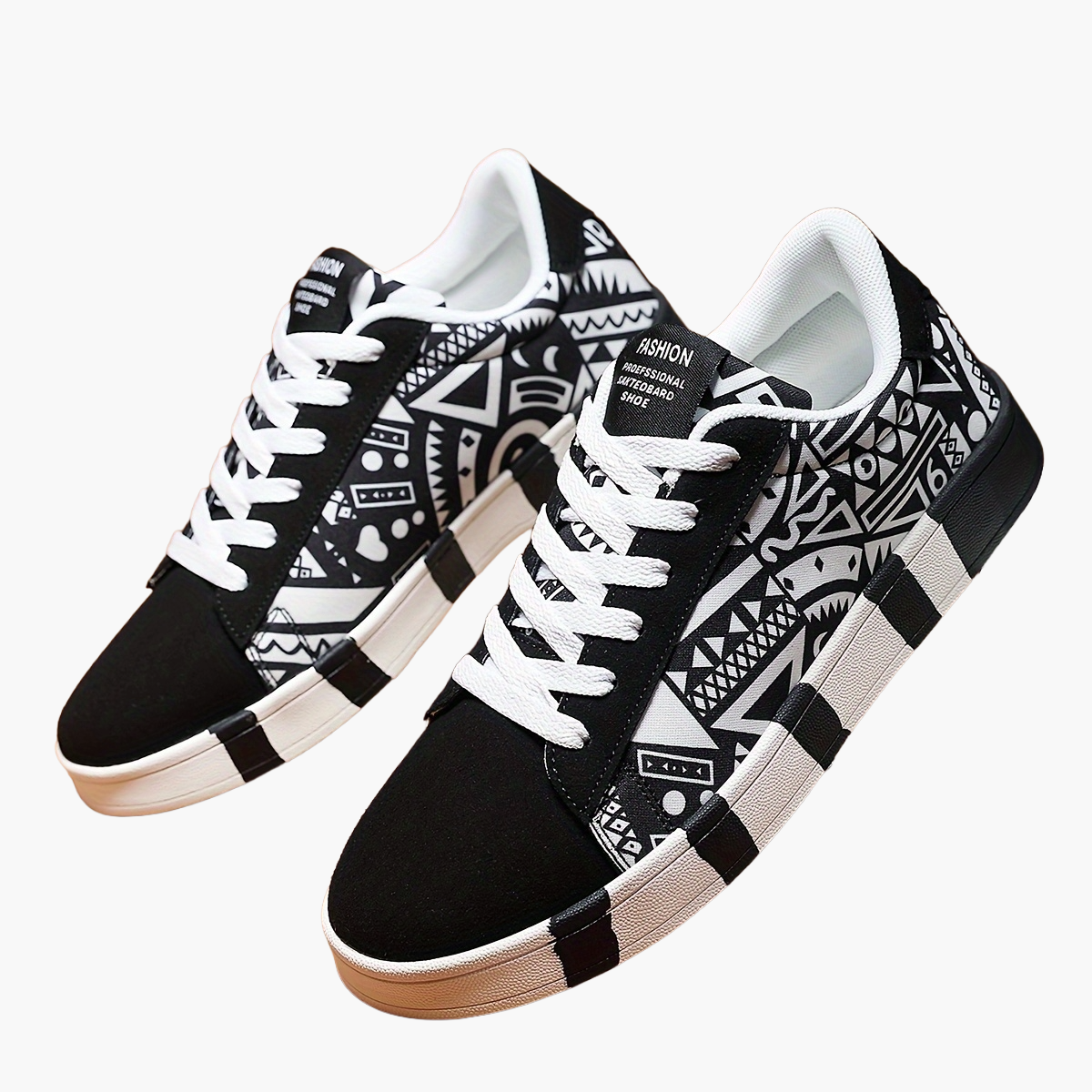 Herren Sneaker mit geometrischem Muster – Urbaner Freizeitschuh, Streetstyle, Outdoor