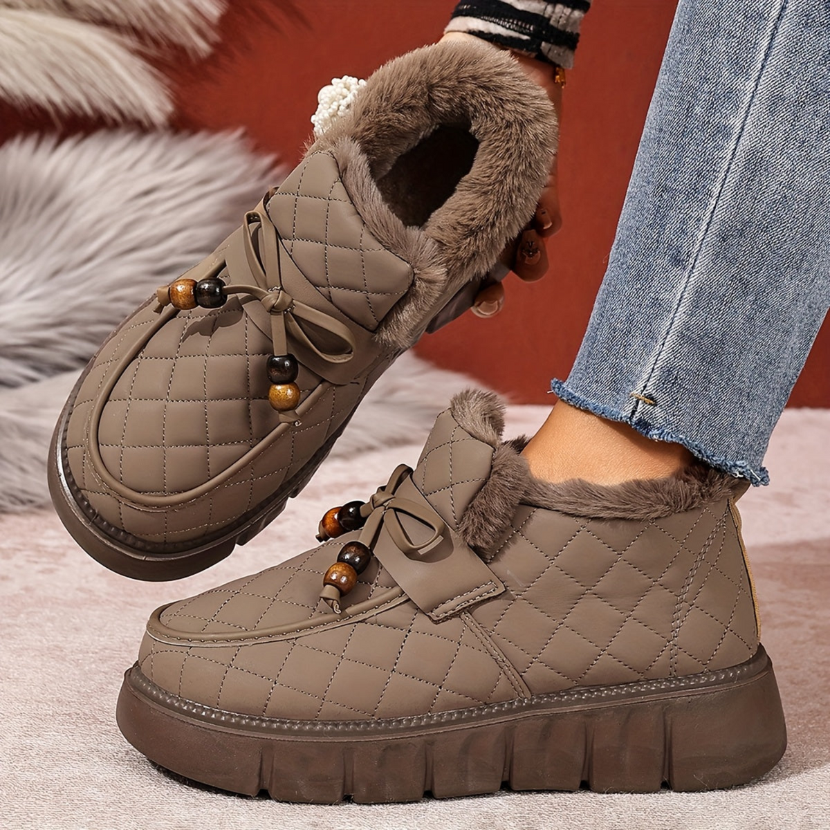 Damen Winter Stiefeletten gesteppt mit Kunstfellfutter & dicker Sohle Schwarz