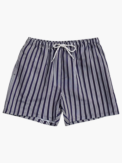 Herren Badeshorts im modernen Streifen-Design – Freizeit & Strandmode