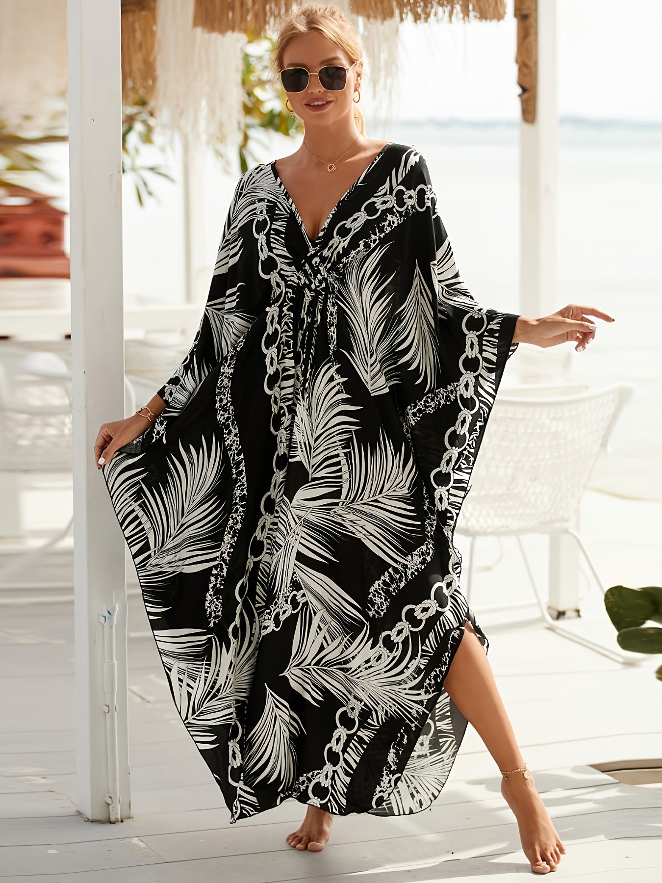 Damen Kaftan Maxi Strandkleid mit Palmenmuster und Kettenprint – Elegantes Cover-up für den Urlaub