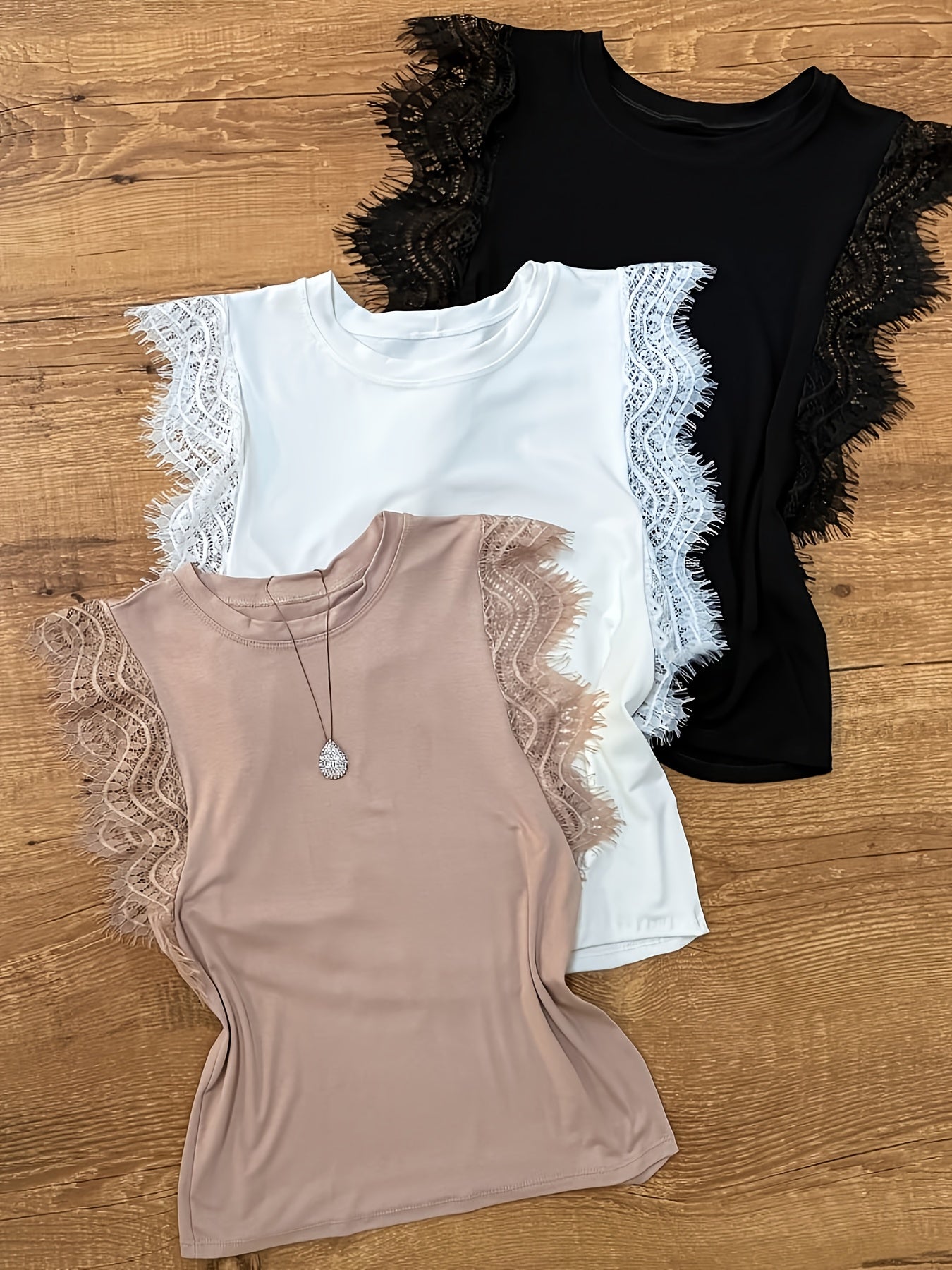 Damen Spitzentop mit Ärmeldetail – Elegantes ärmelloses Shirt für Alltag & besondere Anlässe