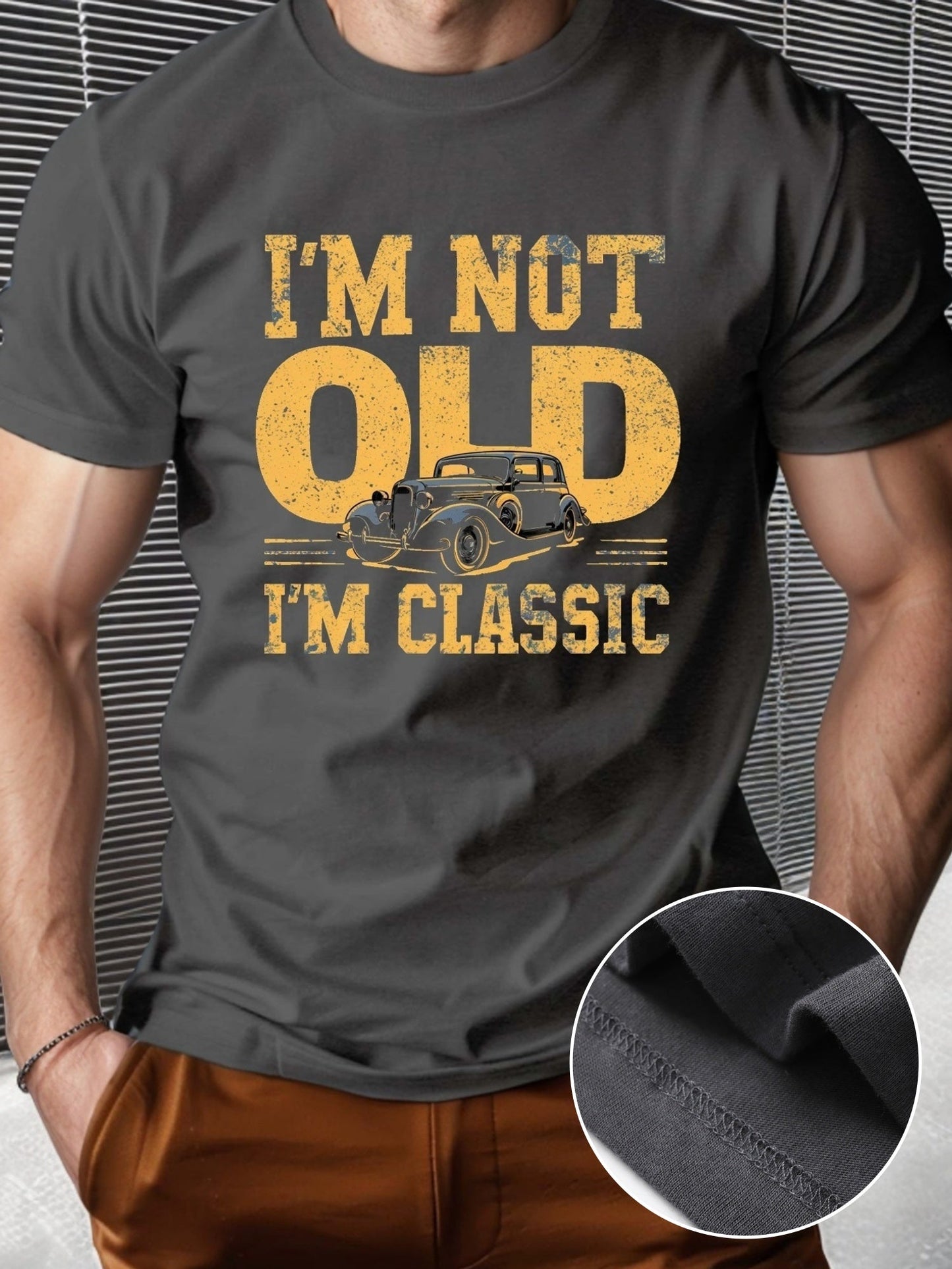 Herren T-Shirt mit Oldtimer-Print – "I’m Not Old, I’m Classic" – Lustiges Retro-Geschenk für Männer, Vintage Stil