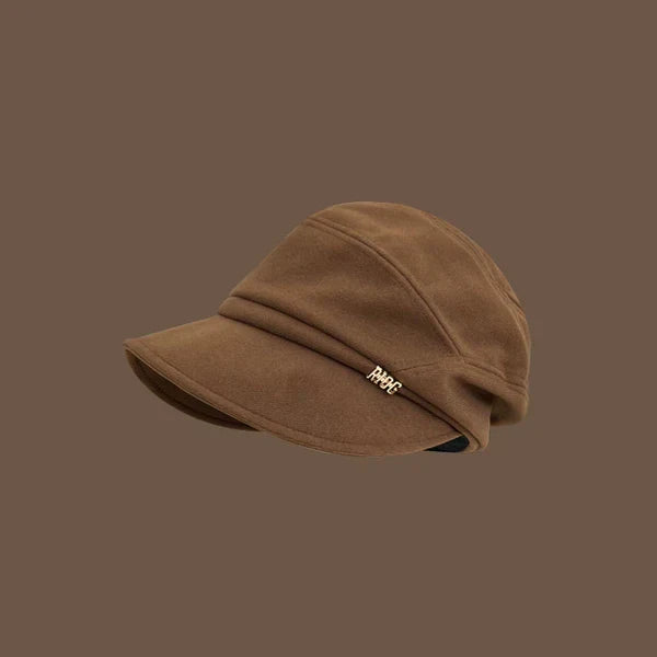 Damen Beanie Mütze mit Krempe und Metall-Applikation