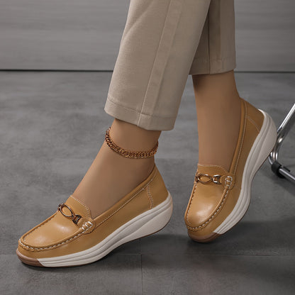 Damen Komfort-Loafer mit Plateau und Goldverzierung – Elegante Slip-Ons für Alltag & Büro