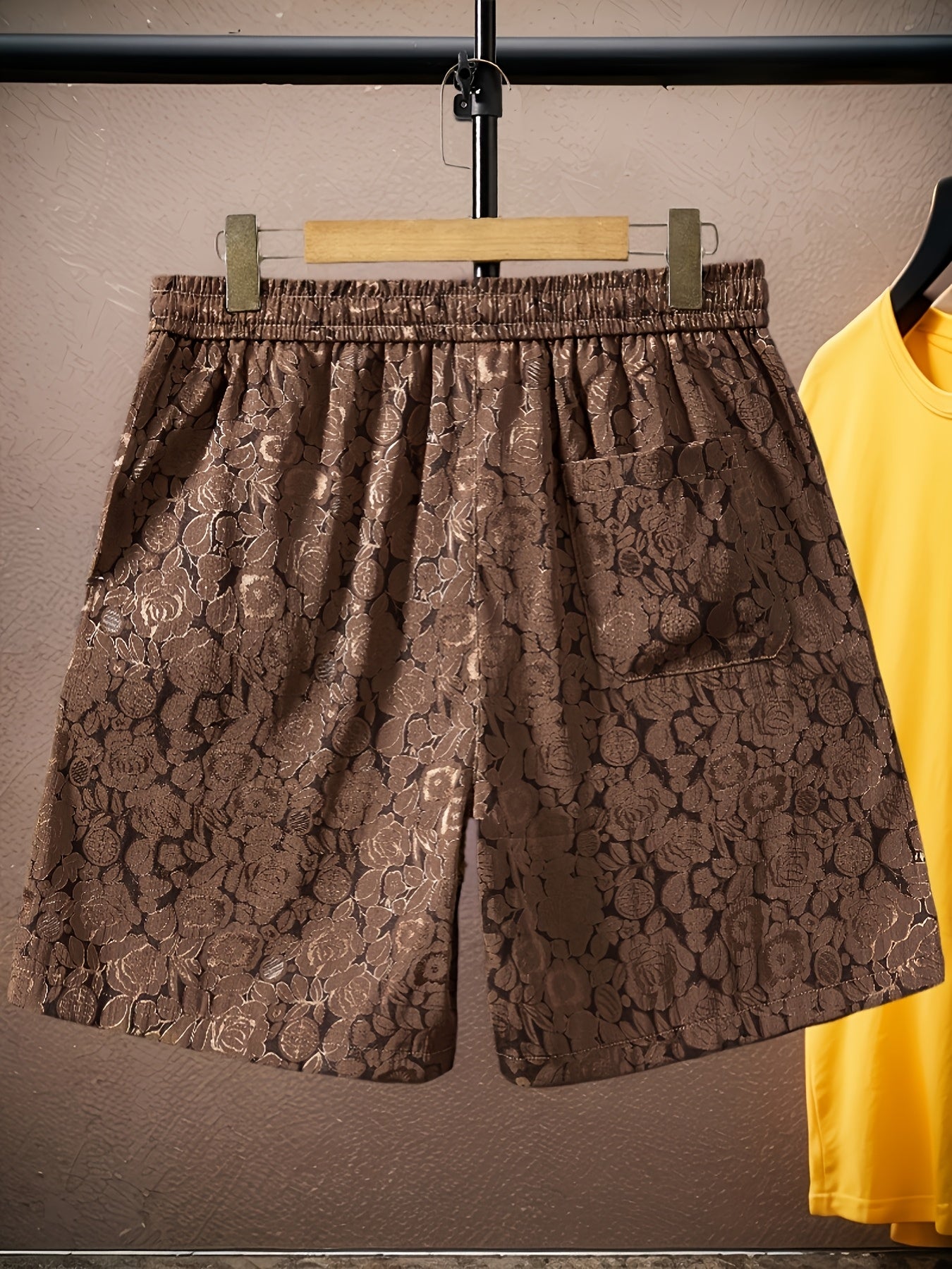Herren Premium Jacquard-Shorts mit Rosenmuster – Modische Freizeithose für stilbewusste Looks