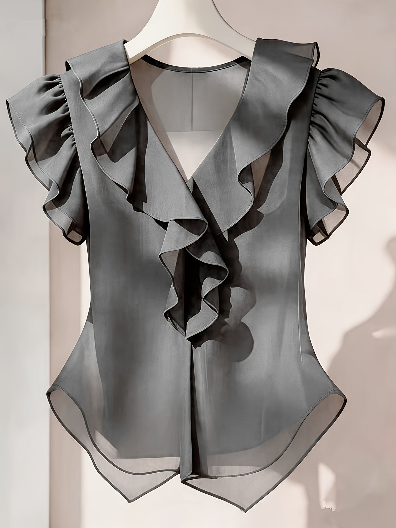 Damen Rüschenbluse mit V-Ausschnitt und Volantärmeln – Elegante Chiffonbluse für Büro und besondere Anlässe