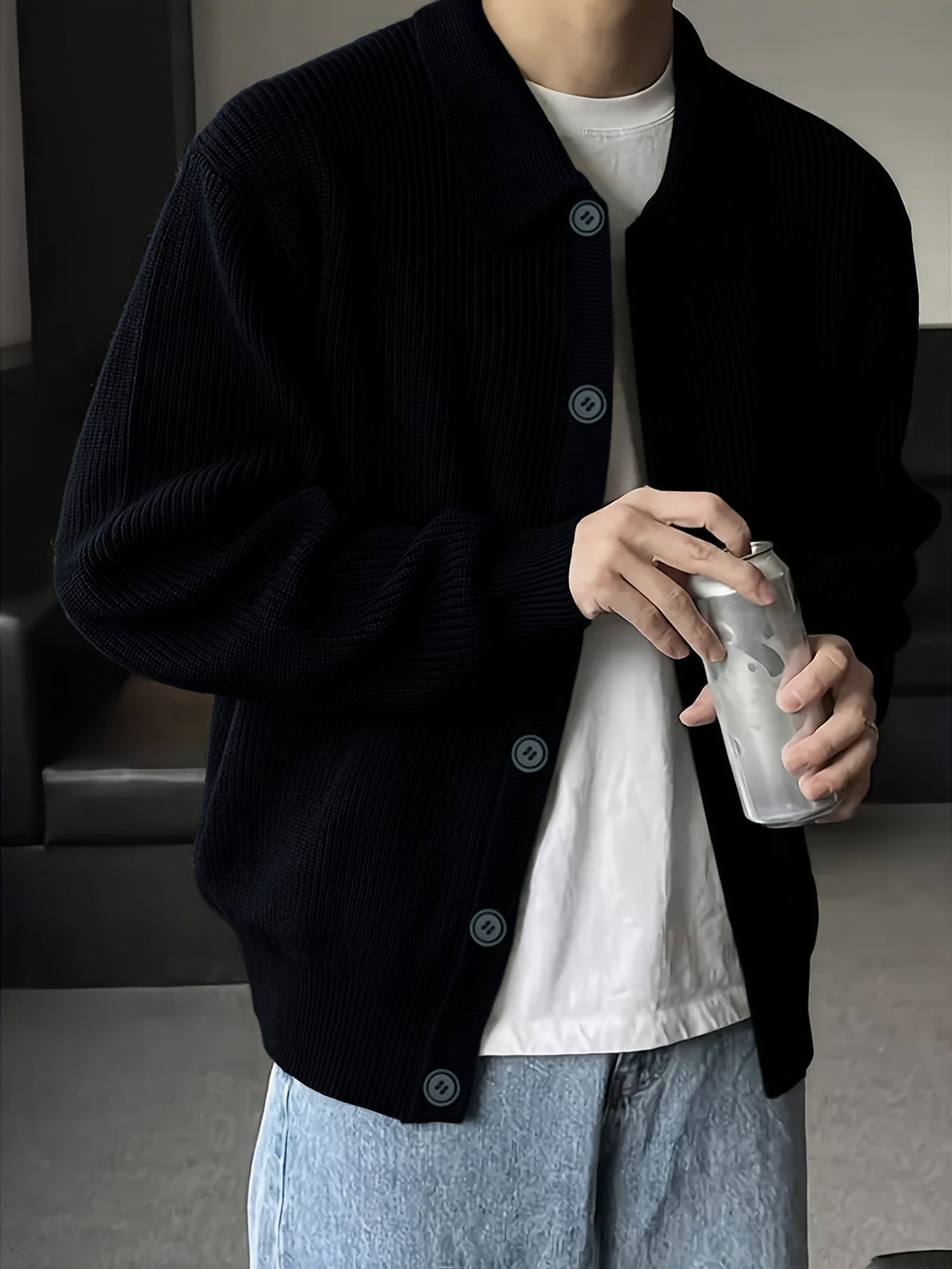 Gerippter Herren Cardigan mit Kragen und Knopfleiste, lässige Strickjacke für Männer