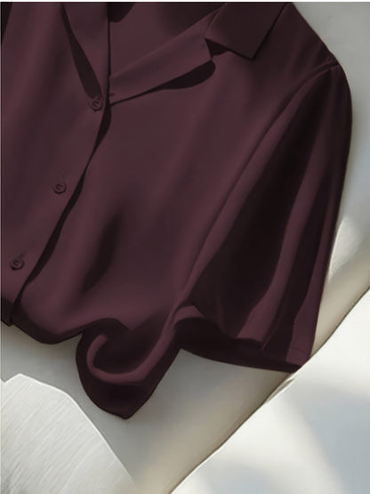 Damen Bluse mit Knopfleiste und klassischem Kragen – Lässiger und eleganter Stil für Alltag und Büro