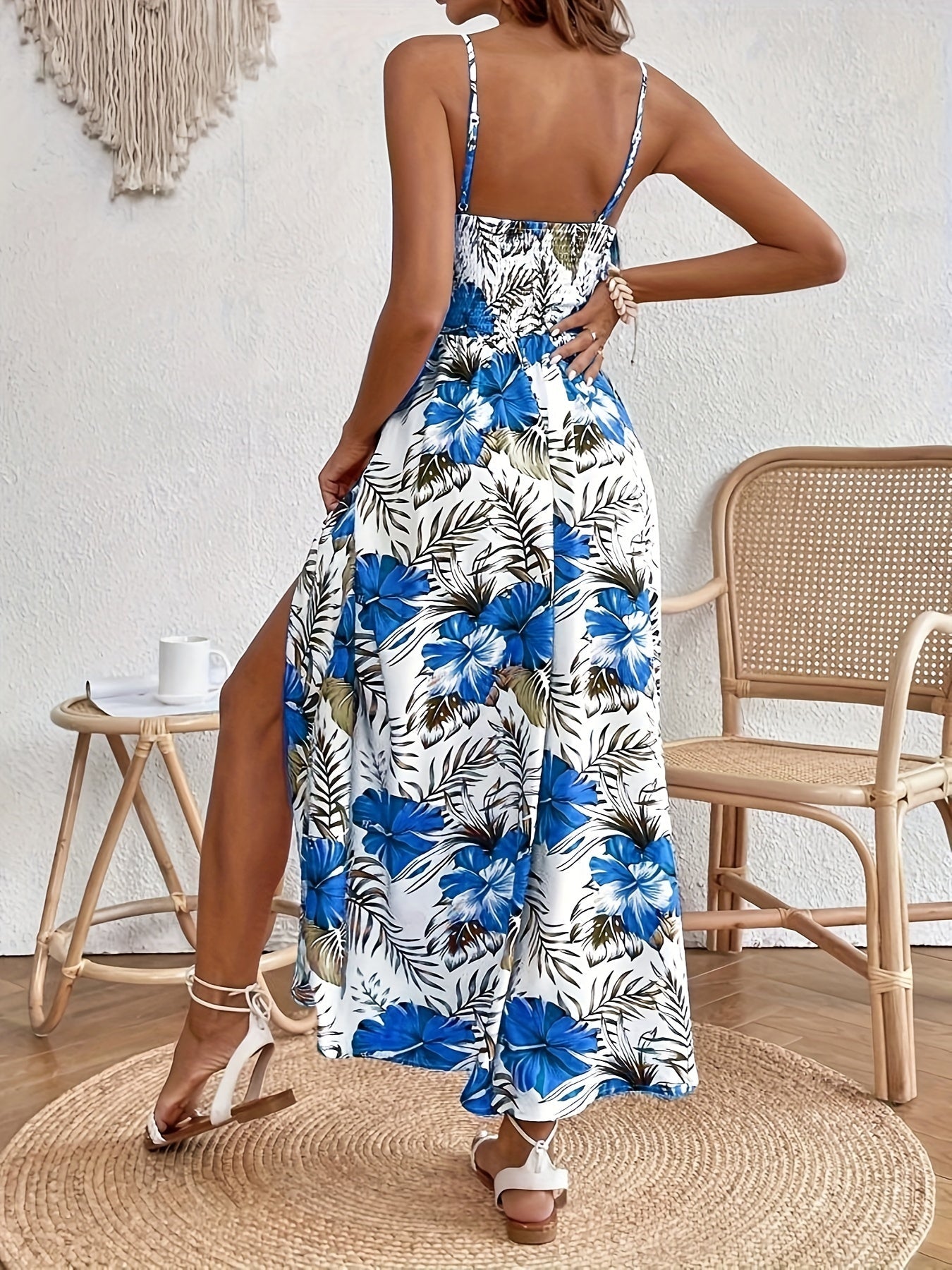 Damen Sommer Maxikleid Elegant mit Blumenmuster und Spaghettiträgern – Perfekt für Urlaub und Freizeit