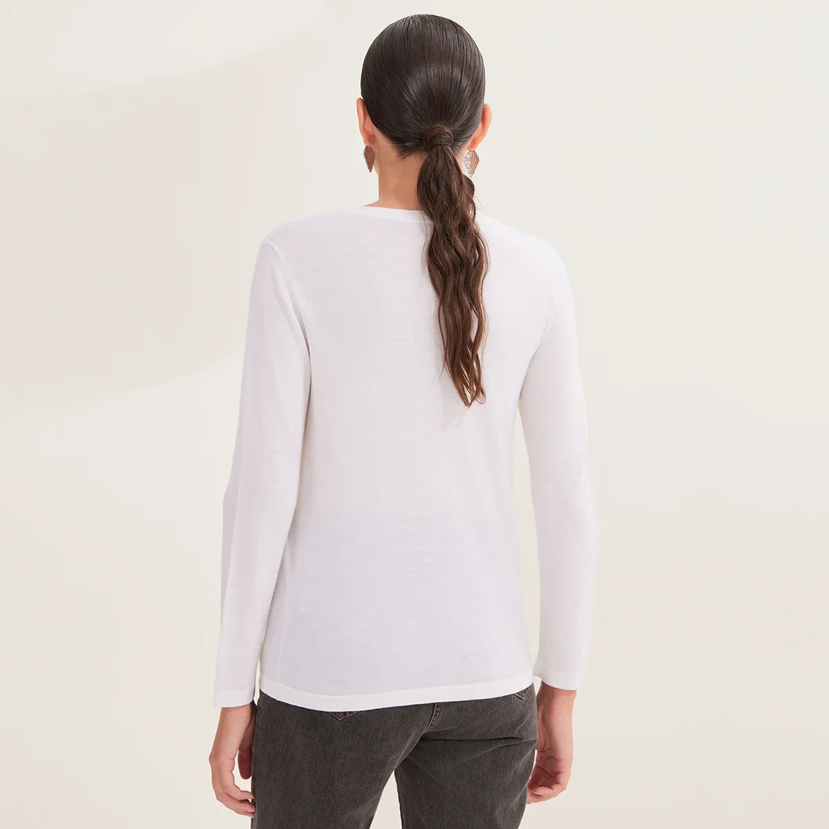 Damen Langarmshirt Rundhals mit Brusttasche Schwarz