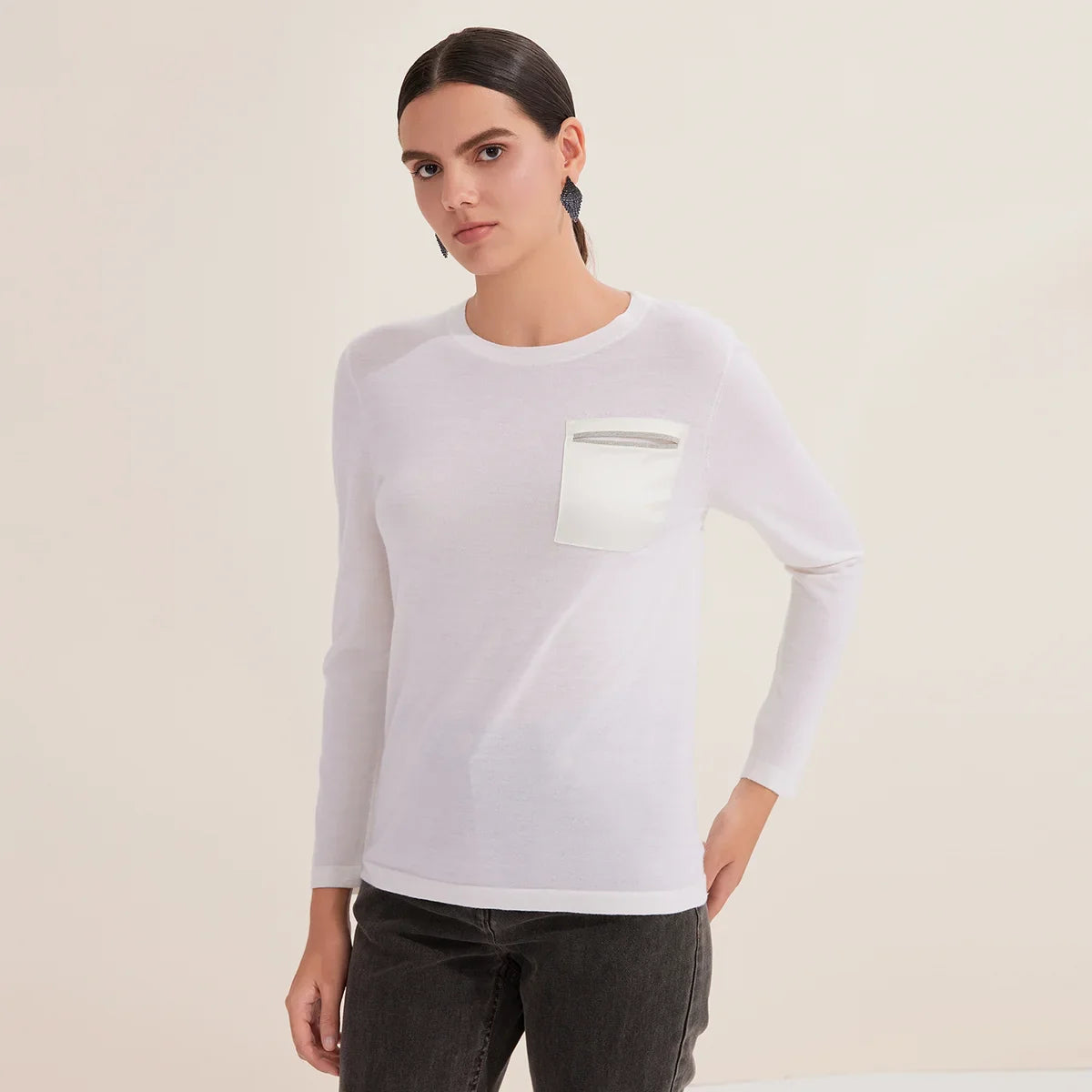 Damen Langarmshirt Rundhals mit Brusttasche Schwarz