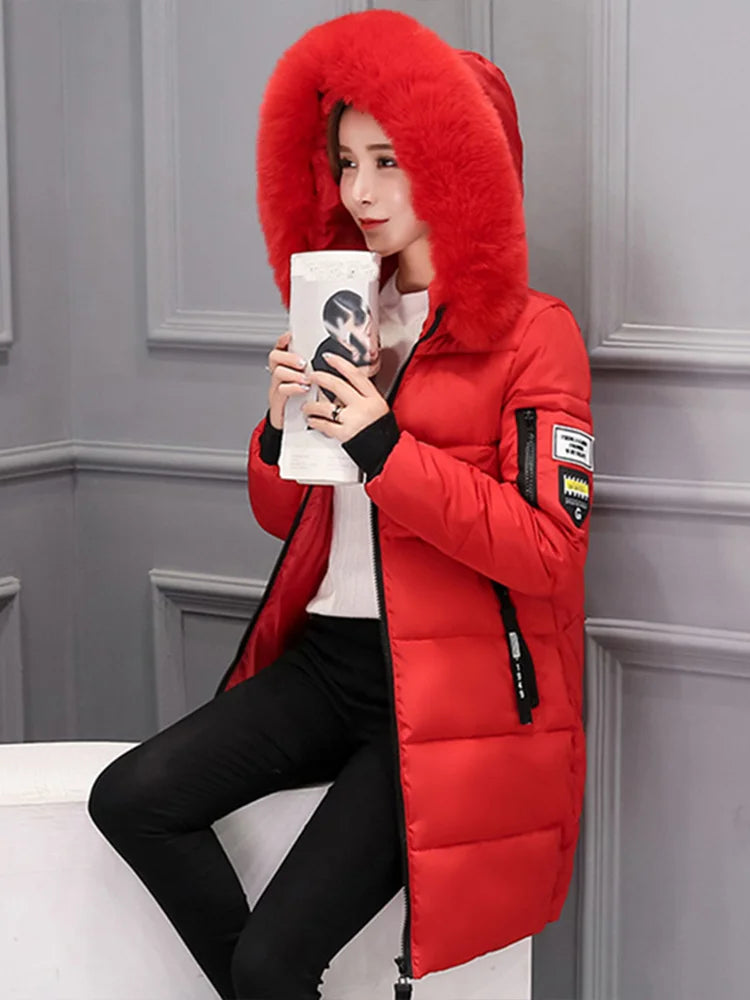 Damen Winter Steppmantel mit Kapuze und modischem Patch-Design – Warme Outdoorjacke für Alltag & Freizeit