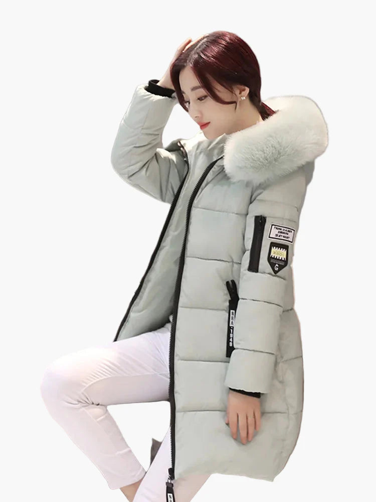 Damen Winter Steppmantel mit Kapuze und modischem Patch-Design – Warme Outdoorjacke für Alltag & Freizeit