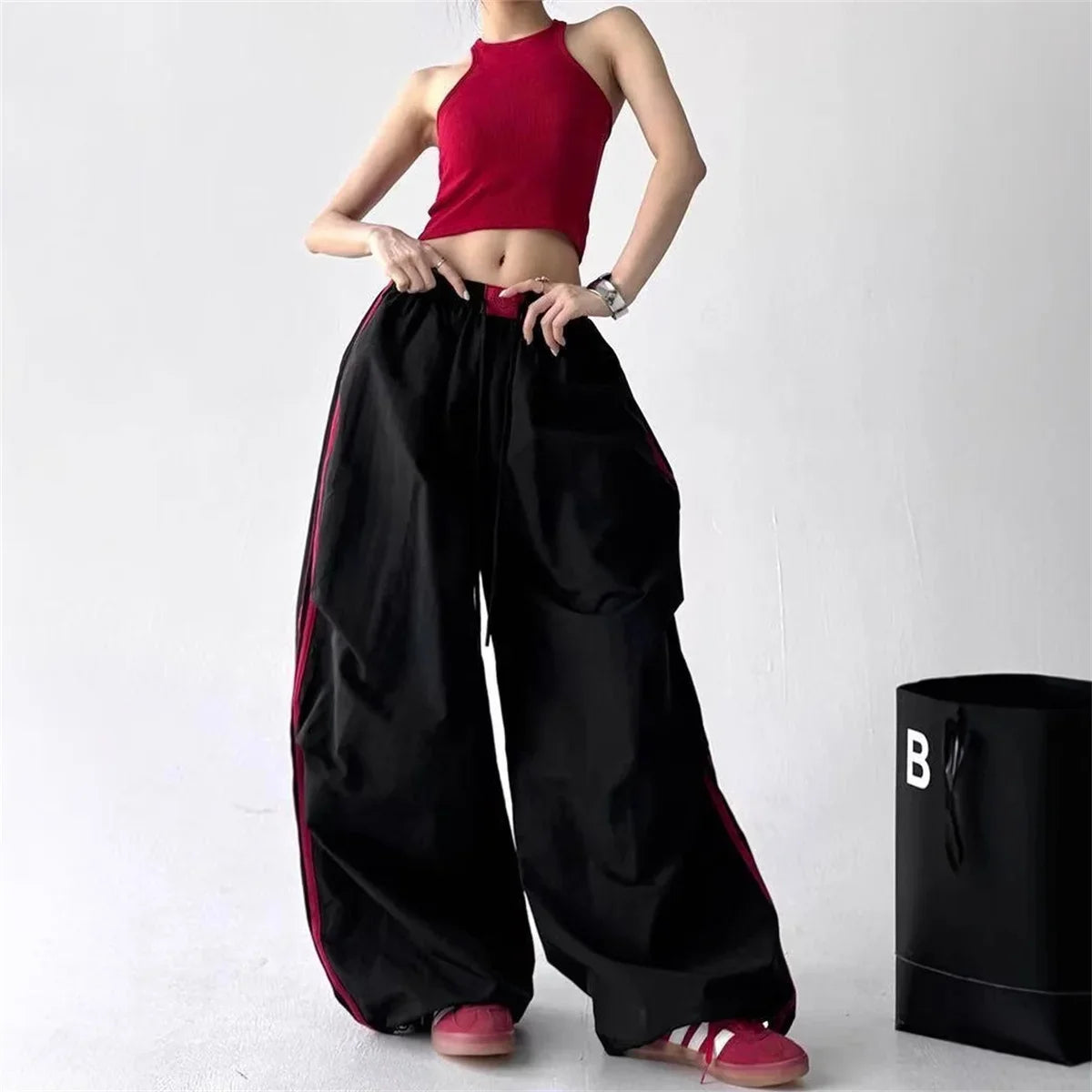 Damen Weite Hose Schwarz mit Seitenstreifen Freizeit Loose Fit