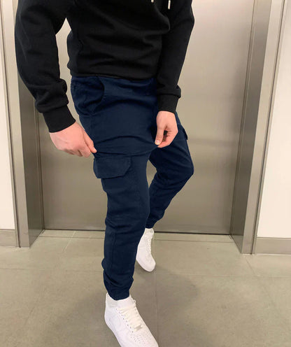 Moderne Herren Cargo-Jogger mit Tunnelzug