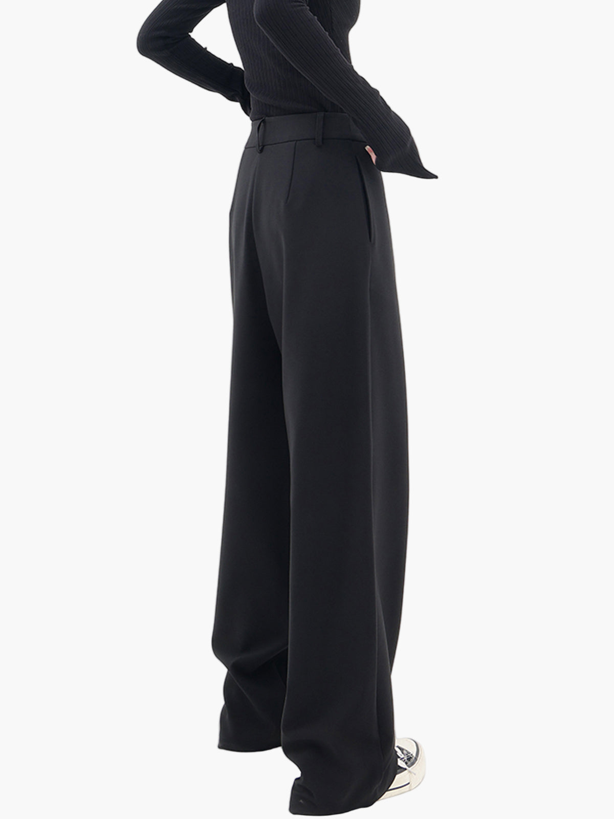 Damen Weitbein-Hose mit Wickeloptik – Modische und vielseitige Streetwear für Alltag und Ausgehen