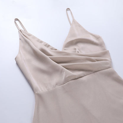 Elegantes Damen-Abendkleid mit Beinschlitz