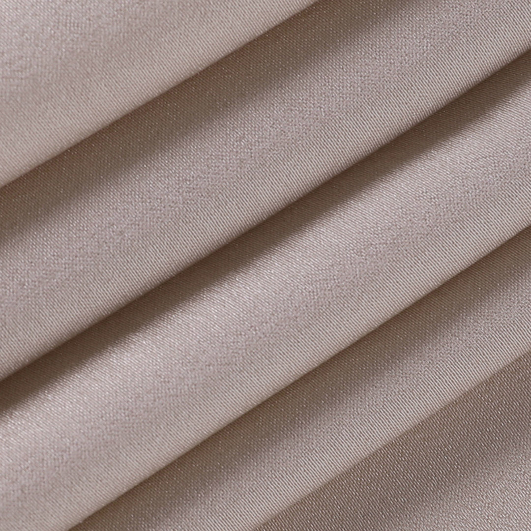 Elegantes Damen-Abendkleid mit Beinschlitz