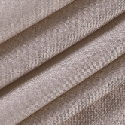 Elegantes Damen-Abendkleid mit Beinschlitz