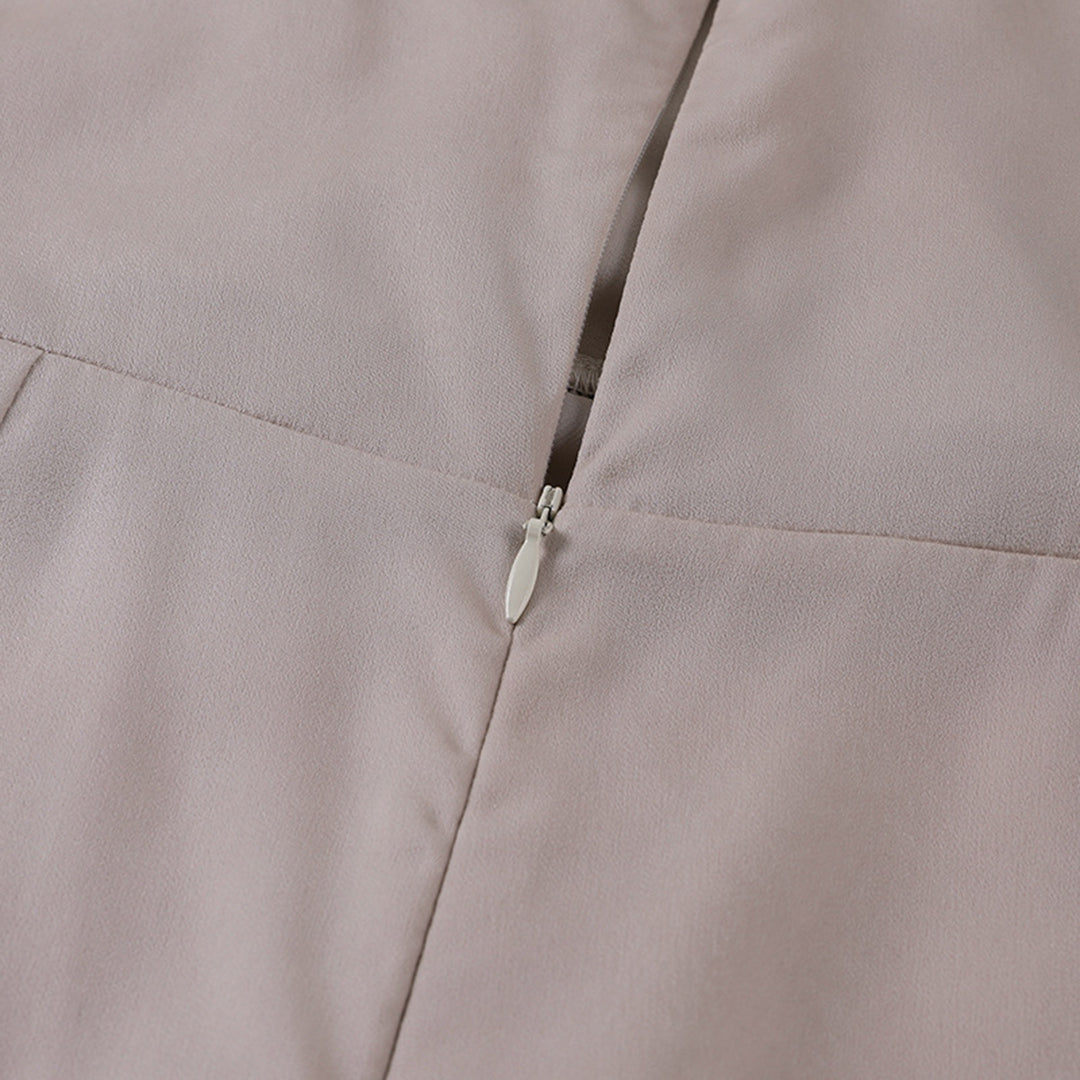 Elegantes Damen-Abendkleid mit Beinschlitz