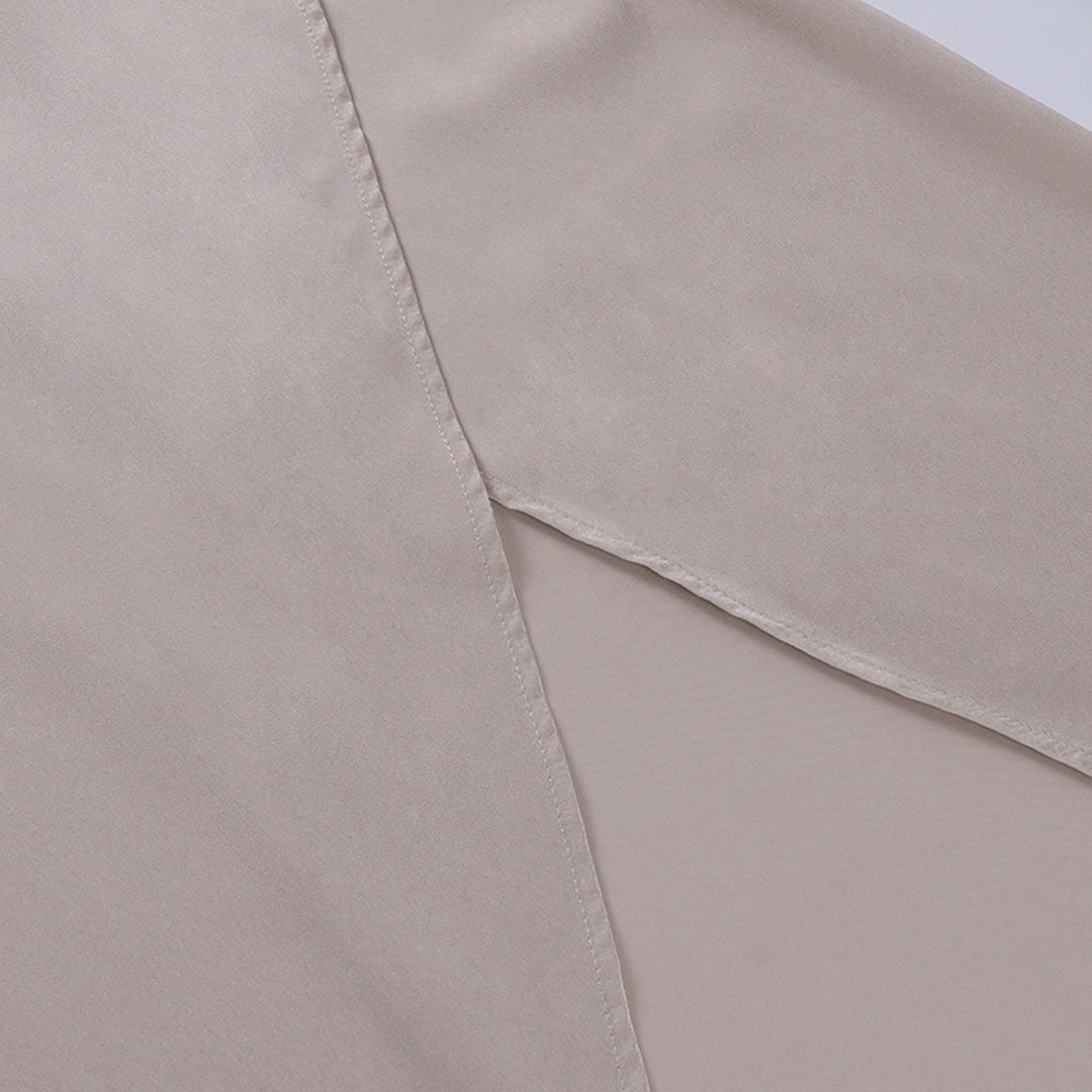 Elegantes Damen-Abendkleid mit Beinschlitz
