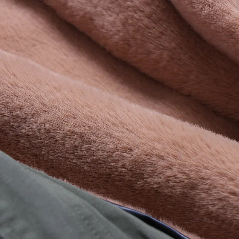 Unisex Winter Parka mit Kapuze und Fellkragen