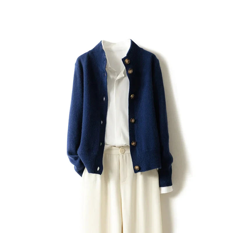 Damen Strickjacke im klassischen Stil für Business und Freizeit