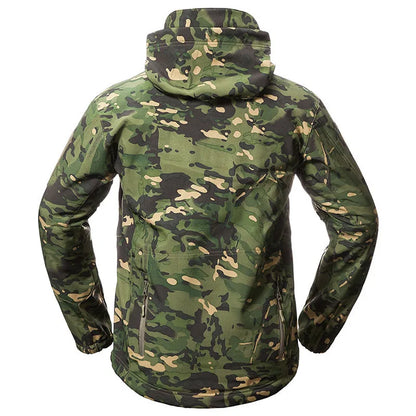 Herren Softshell Outdoor Jacke mit Kapuze und Reißverschlusstaschen Tarnmuster