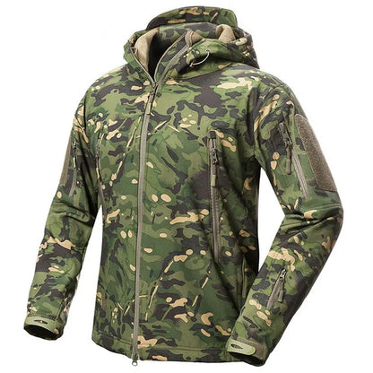Herren Softshell Outdoor Jacke mit Kapuze und Reißverschlusstaschen Tarnmuster
