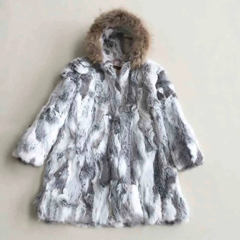 Wintermantel Damen mit Kapuze und Fellbesatz – Kurz, warm & stylisch
