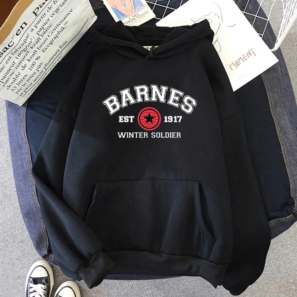 Hoodie mit Kapuze, Kängurutasche und "Barnes Winter Soldier"-Aufdruck