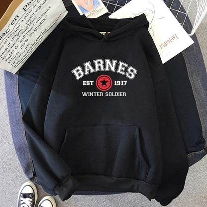 Hoodie mit Kapuze, Kängurutasche und "Barnes Winter Soldier"-Aufdruck