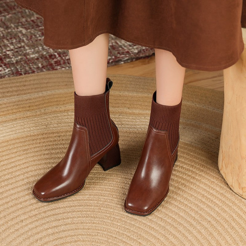 Damen Stiefelette mit Blockabsatz und Strickeinsatz in Braun