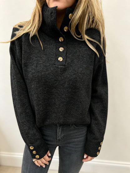 Damen Stehkragen Pullover mit Knopfleiste und Holzknöpfen an Ärmeln