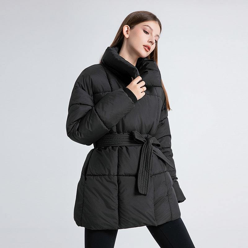Damen Steppjacke mit hohem Kragen und Taillengürtel, warm gefüttert