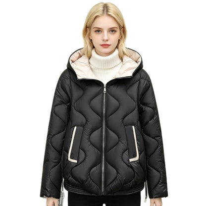 Damen Steppjacke mit Kapuze, kurzer Schnitt, Wellenmuster, Reißverschluss