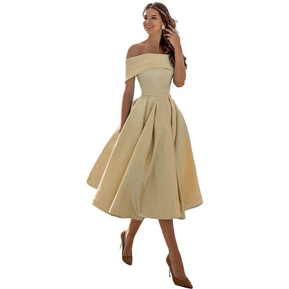Elegantes Damen-Cocktailkleid mit schulterfreiem Design für festliche Anlässe