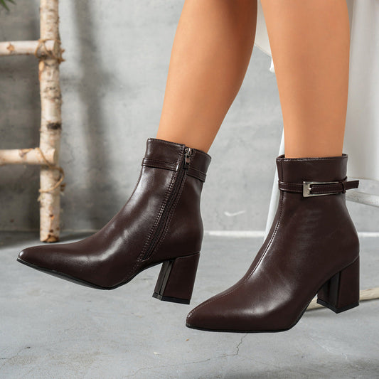 Damen Stiefelette mit Blockabsatz, spitzer Zehenpartie und seitlichem Reißverschluss